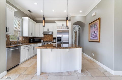 Tiny photo for 24 Via Vasari #204, Henderson, NV 89011 (MLS # 2742159)