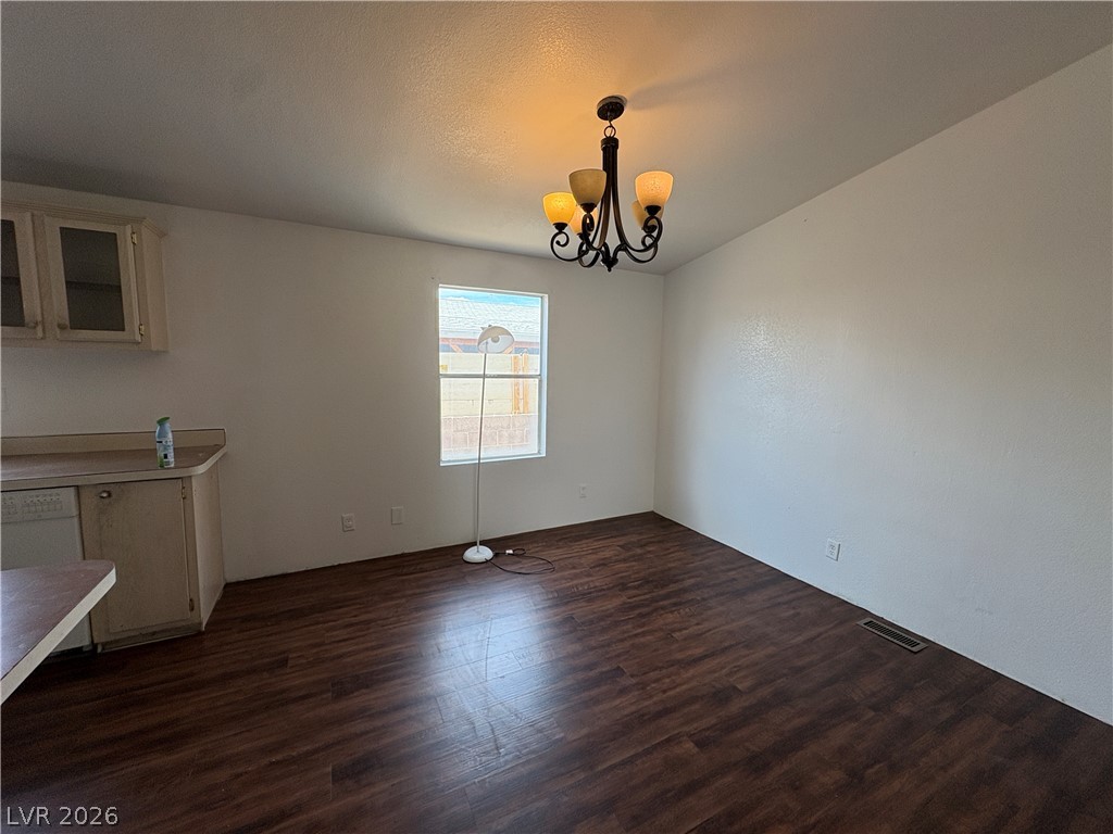 4877 Saguaro Way