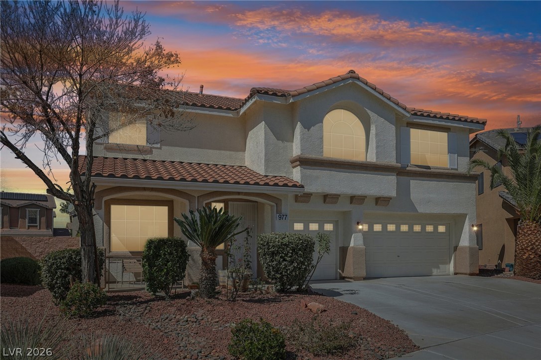 977 Courtney Valley Street