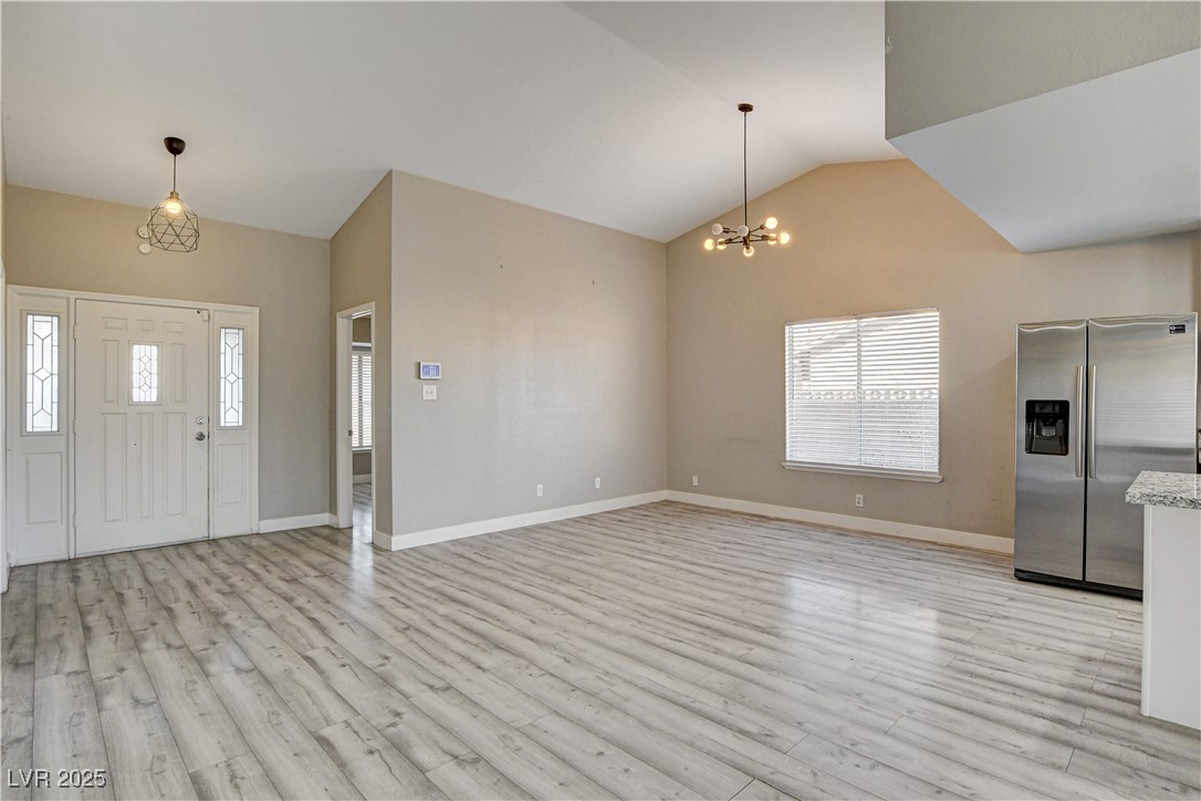 8517 Soneto Lane