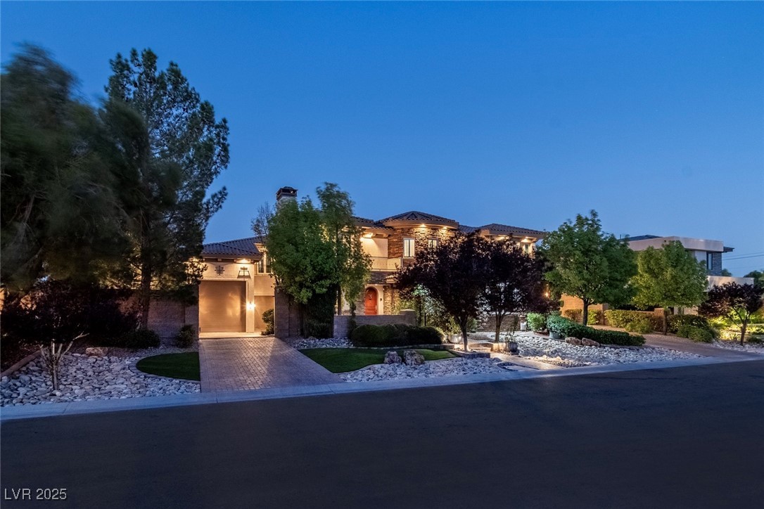 4450 Palisades Canyon Circle