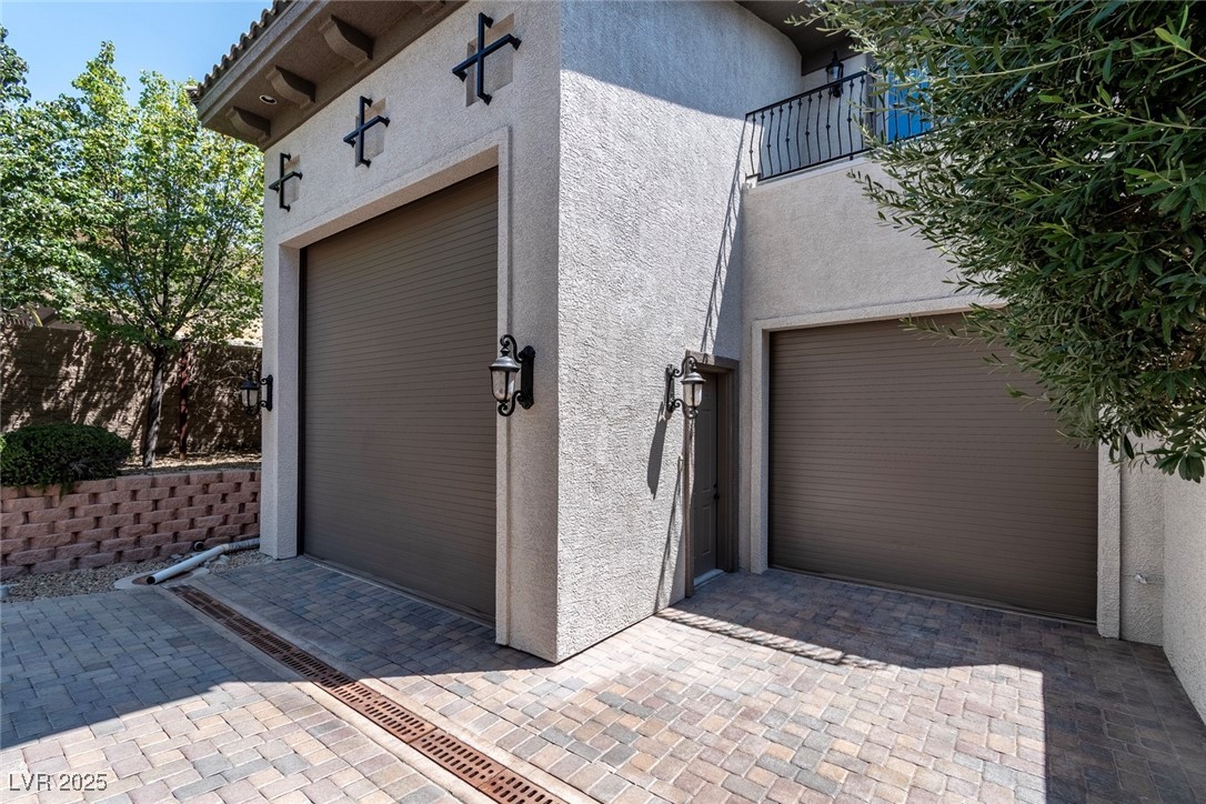 4450 Palisades Canyon Circle