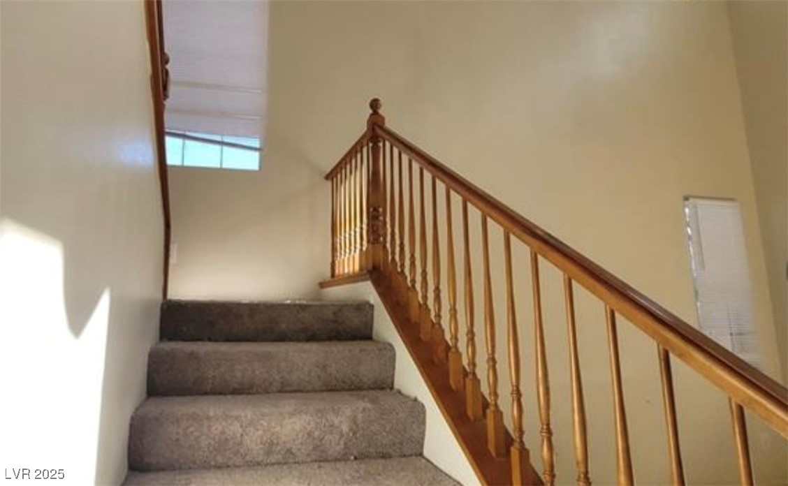 8768 Charm Canyon Avenue, Las Vegas, Nevada image 16