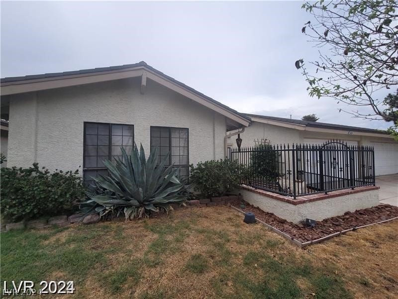 600 Woodmount Drive, Las Vegas, Nevada image 3