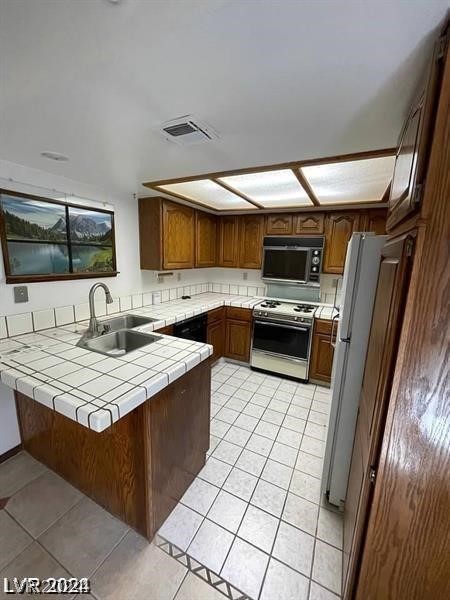 600 Woodmount Drive, Las Vegas, Nevada image 8