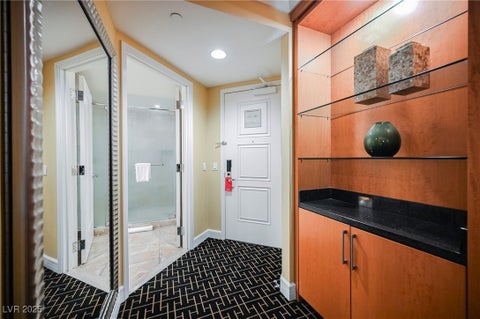 Tiny photo for 2000 FASHION SHOW Drive #5428, Las Vegas, NV 89109 (MLS # 2645799)