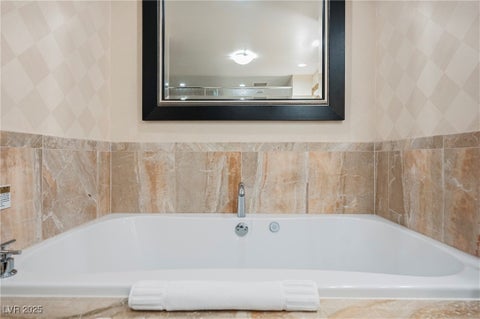 Tiny photo for 2000 FASHION SHOW Drive #5428, Las Vegas, NV 89109 (MLS # 2645799)