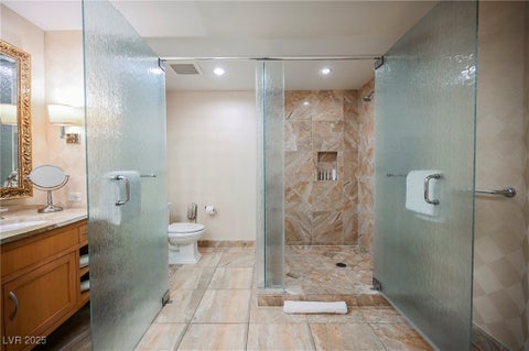 Tiny photo for 2000 FASHION SHOW Drive #5428, Las Vegas, NV 89109 (MLS # 2645799)