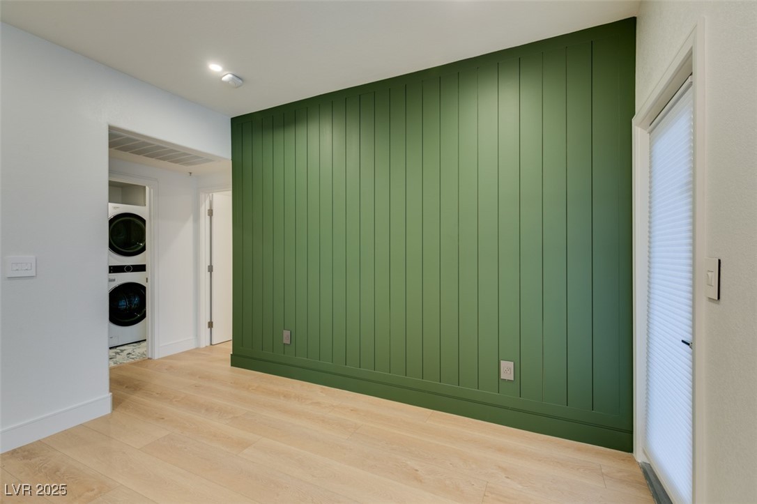 Las Vegas, Nevada 89103, United States, 2 Bedrooms Bedrooms, ,2 BathroomsBathrooms,Residential,Active,189122