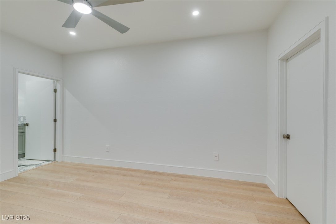 Las Vegas, Nevada 89103, United States, 2 Bedrooms Bedrooms, ,2 BathroomsBathrooms,Residential,Active,189122