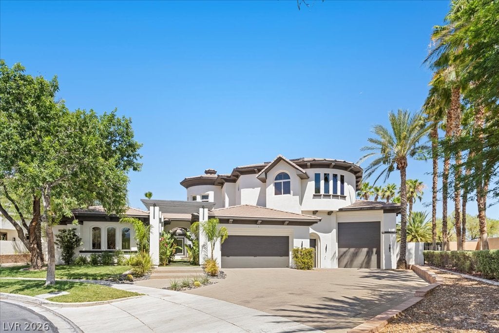 9252 Tournament Canyon Drive