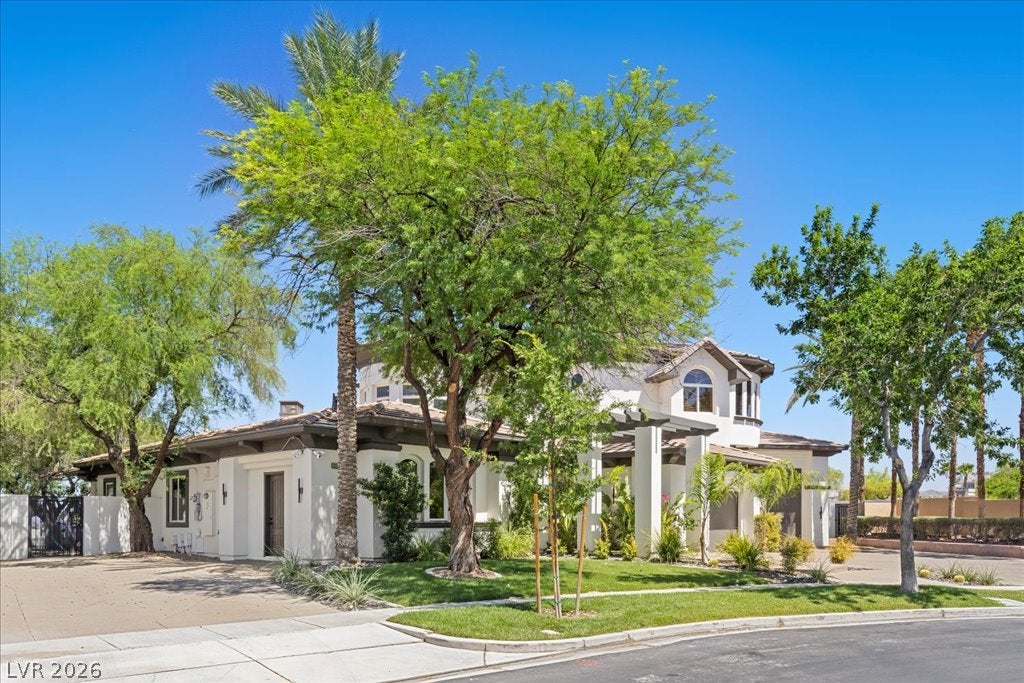 9252 Tournament Canyon Drive