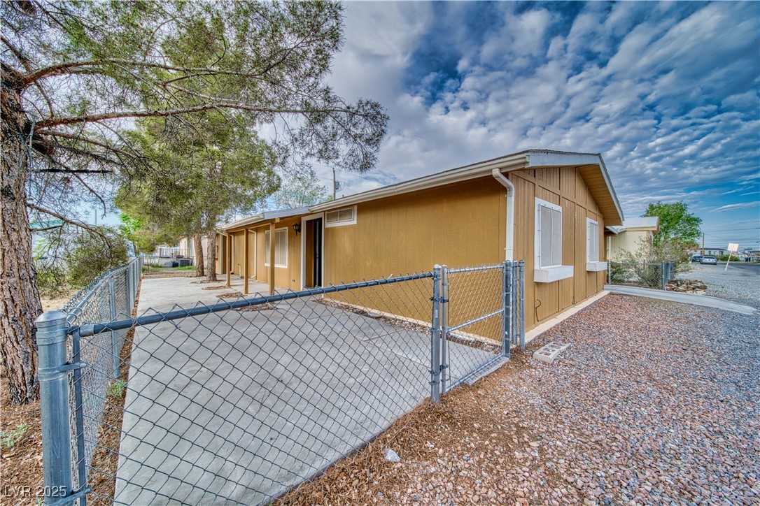 271 W Comstock Circle, Pahrump, Nevada image 1