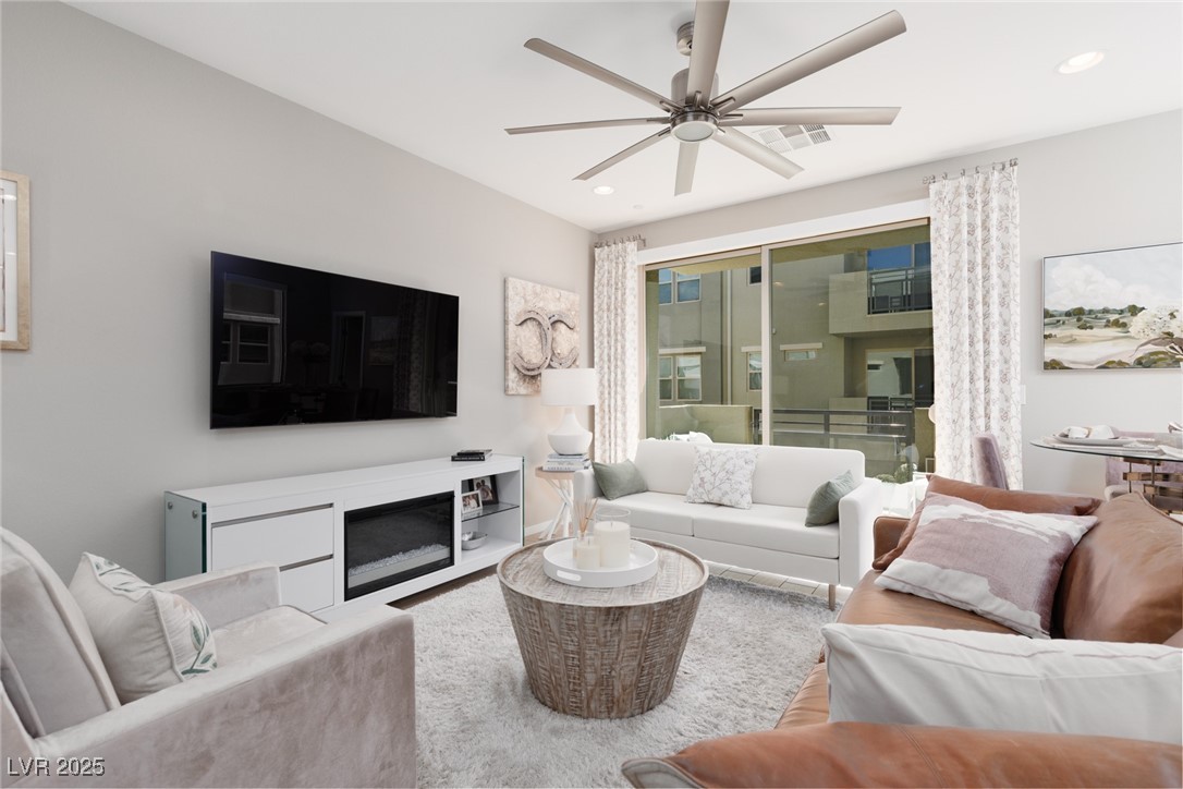 11256 Rainbow Peak Avenue 202