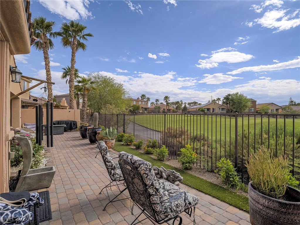 15 Avenza Drive, Henderson, Nevada image 27