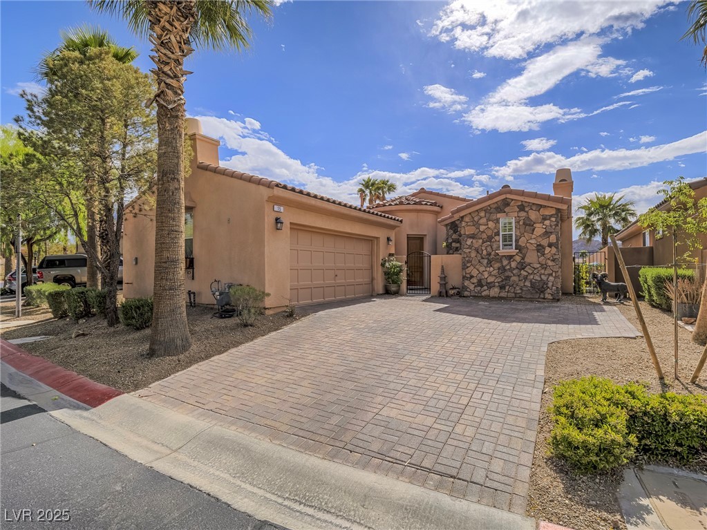 15 Avenza Drive, Henderson, Nevada image 1