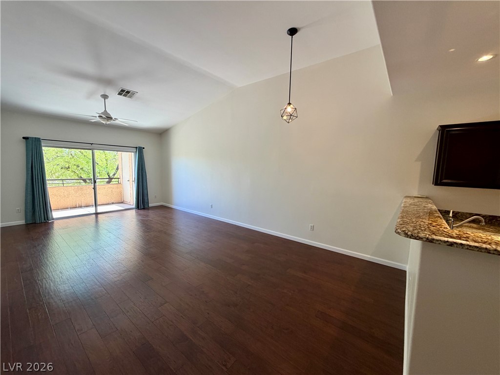 704 Peachy Canyon Circle 202