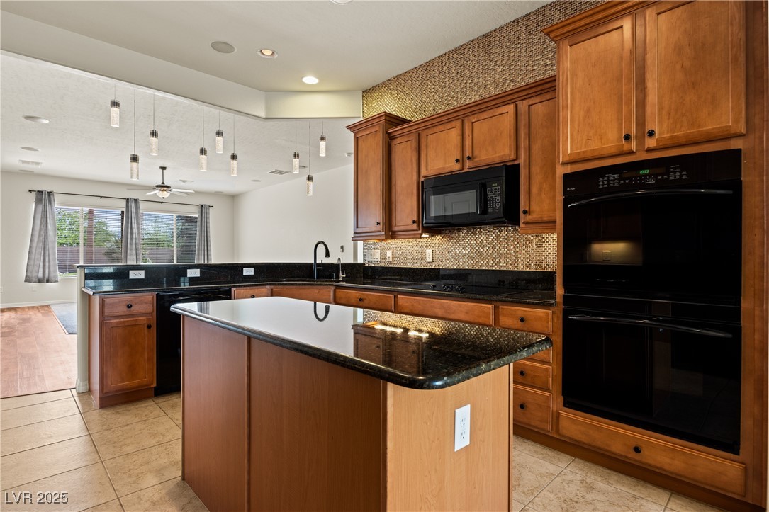 950 Overland Trail, Mesquite, Nevada image 24