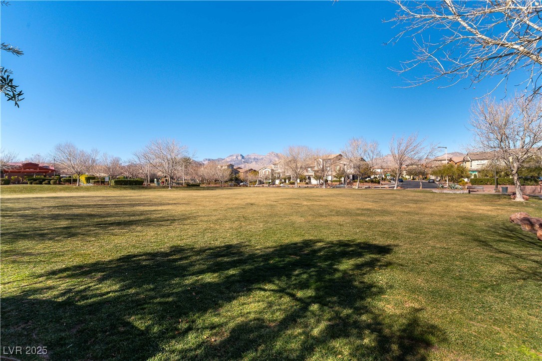 Las Vegas, Nevada 89135, United States, 2 Bedrooms Bedrooms, ,2 BathroomsBathrooms,Residential,Pending,18022