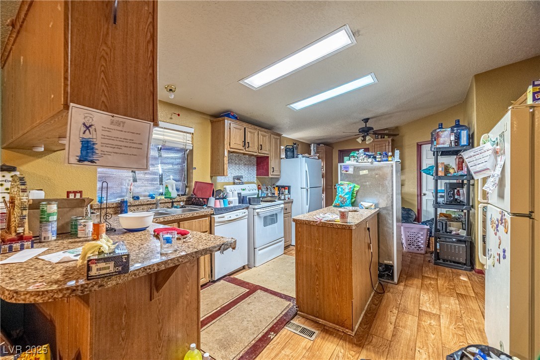 4231 W Wilson Road, Pahrump, Nevada image 4