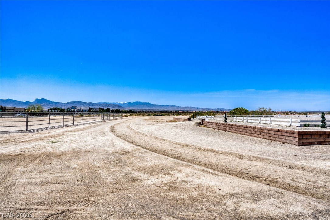 2 Acres Horse & Torrey Pines