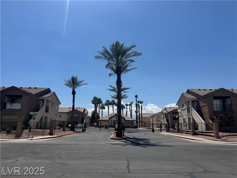 1517 Frank Aved Street 202