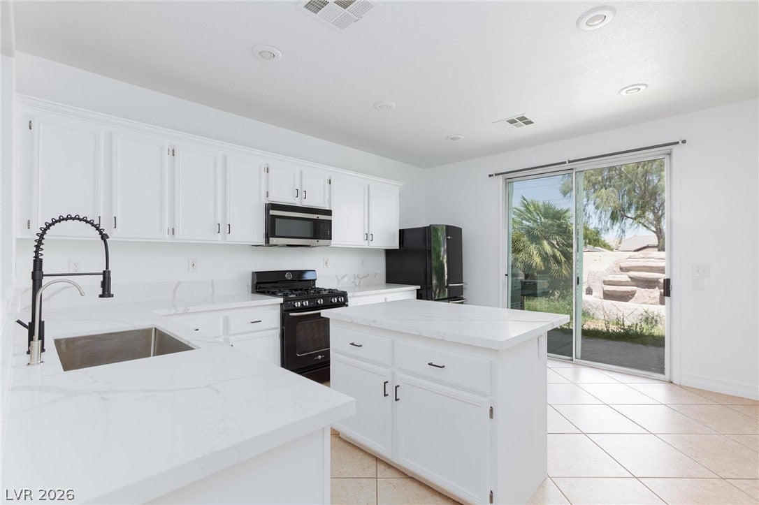 Properties 4 8212 Calico Wind Street