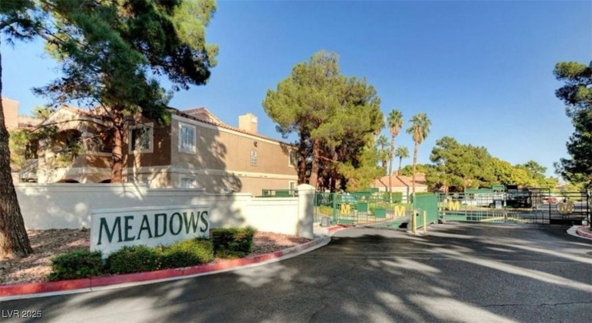 221 Mission Newport Lane 205