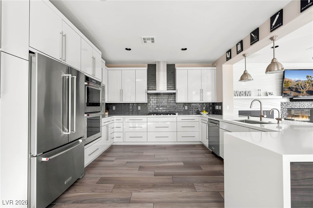 11247 Winter Cottage Place