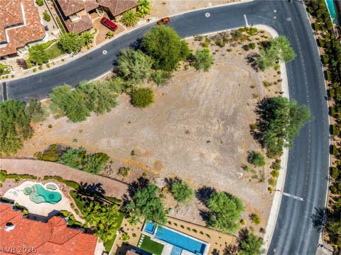 Photo of 20 Camino Barcelona Place, Henderson, NV 89011 (MLS # 2797812)