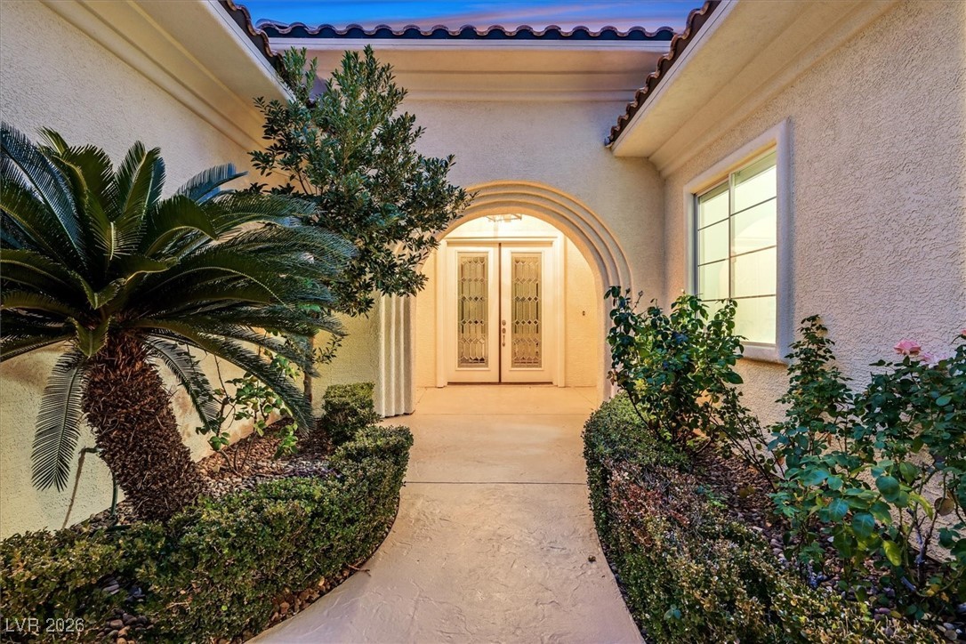 12007 OAKLAND HILLS Drive