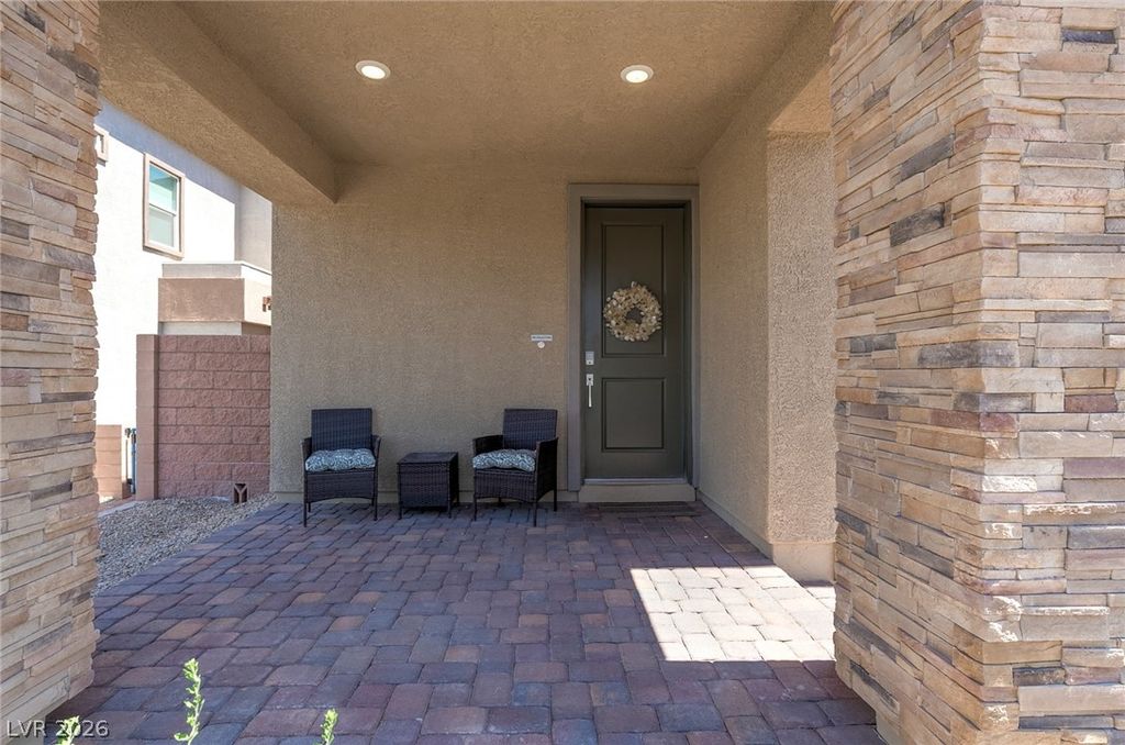 Photo of 194 Viento Ridge Street, Henderson, NV 89012 (MLS # 2772316)