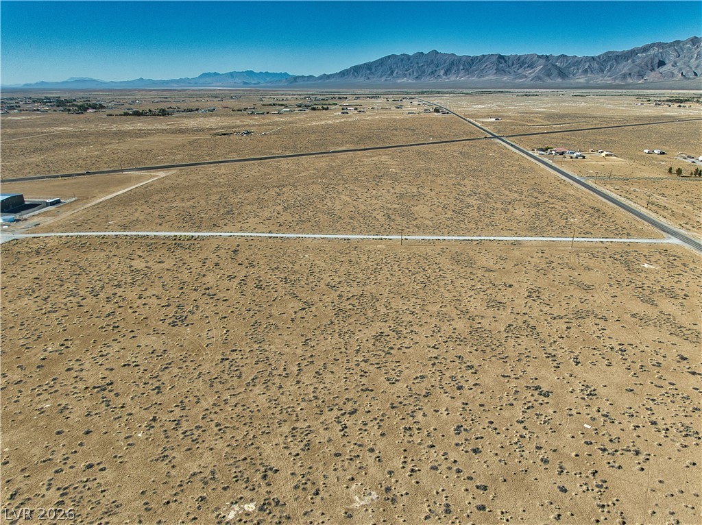 2800 W Nevada Highway 372