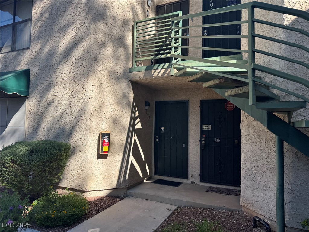 520 Elm Drive 103