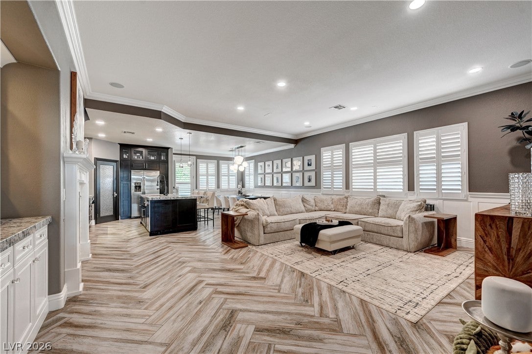 10408 Bays Mountain Avenue