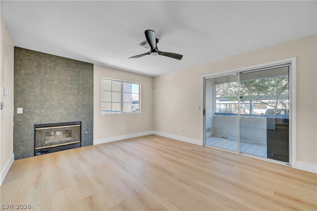 2725 S Nellis Boulevard 1077