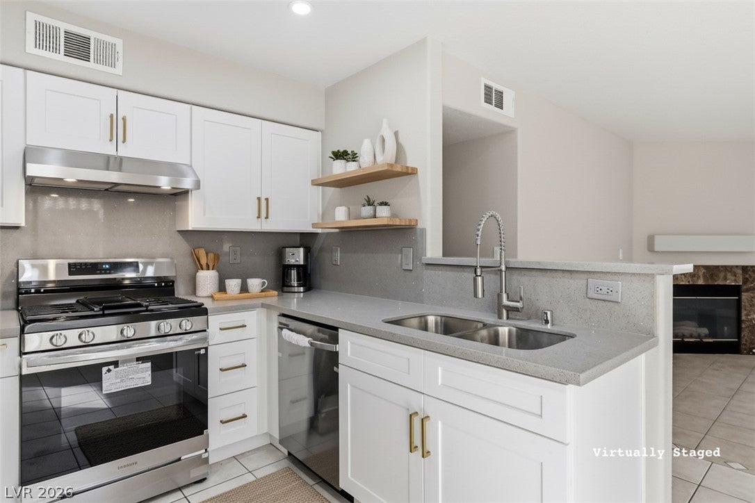 3144 Tarpon Drive 204