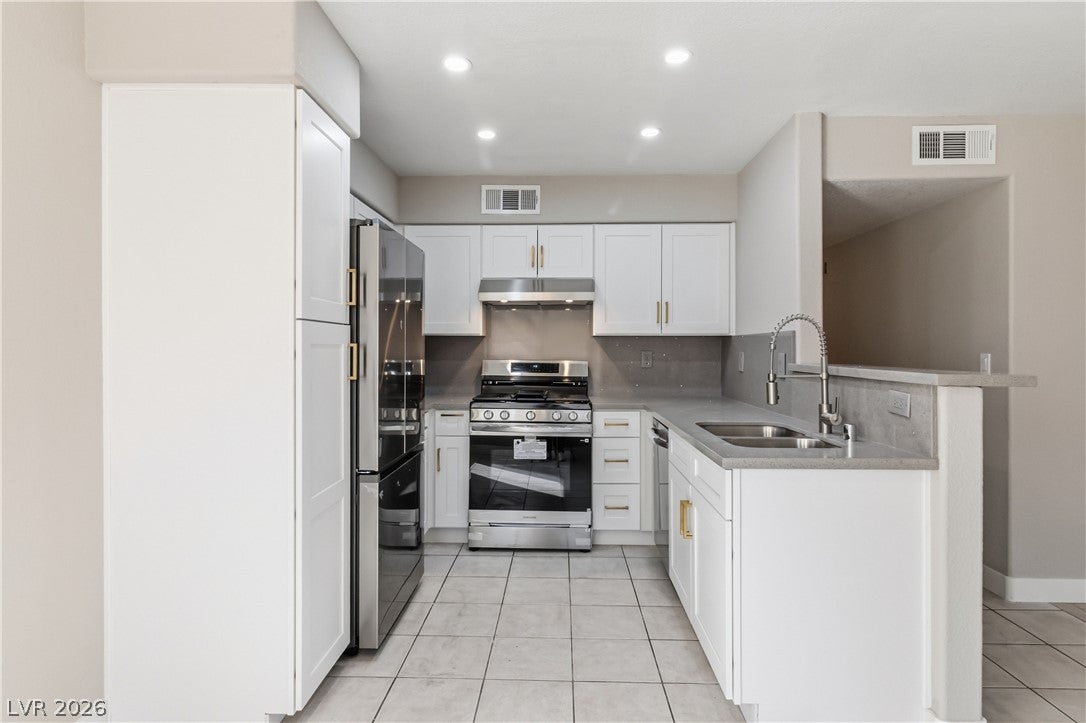 3144 Tarpon Drive 204