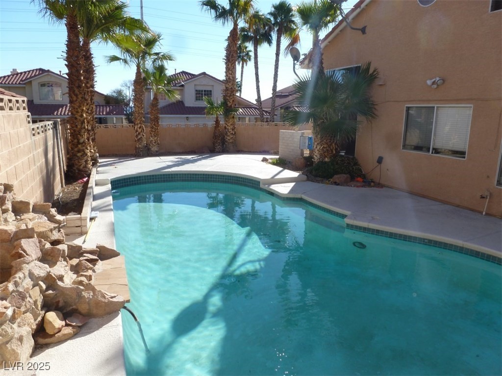 Properties 3 7604 Cruz Bay Court