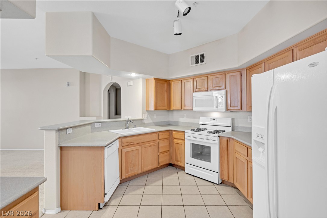 3975 N Hualapai Way 156