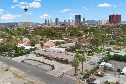 Homes For Sale - 2211 Edgewood Avenue<br/> Las Vegas, NV 89102