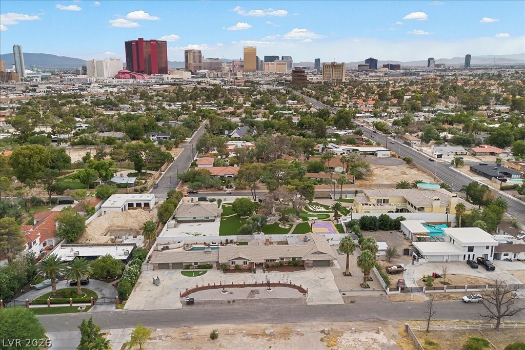 2211 Edgewood Avenue