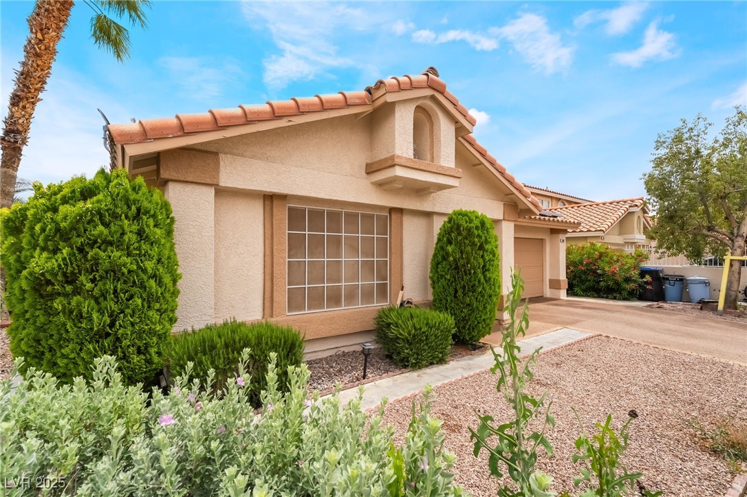 988 Flapjack Drive, Henderson, Nevada image 5