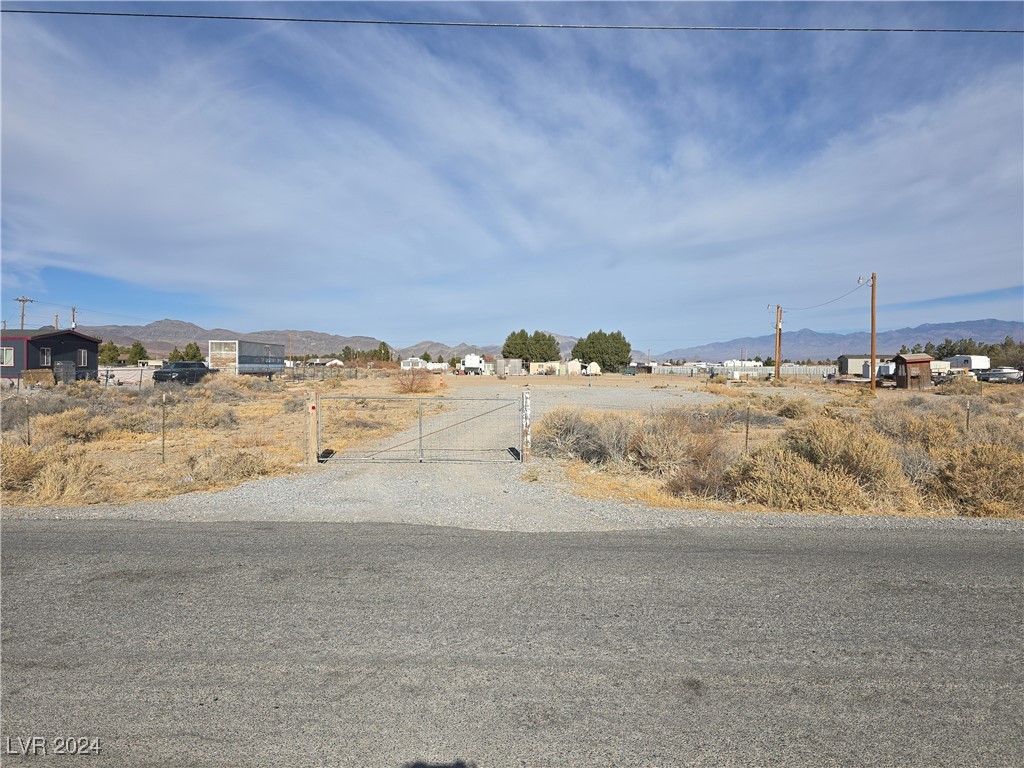 4450 Flamingo Road, Pahrump, Nevada image 2