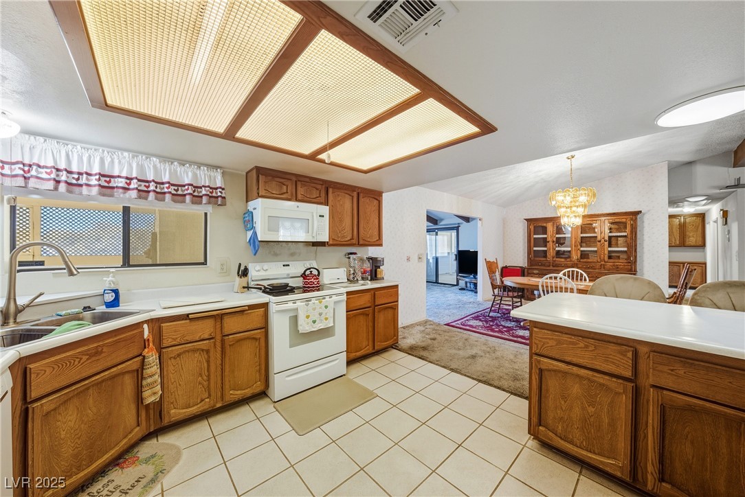 1640 W Donner Street