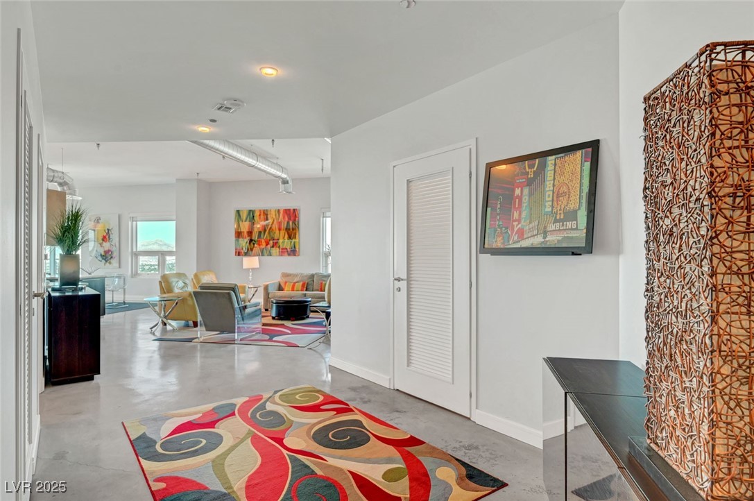 200 Hoover Avenue 2009