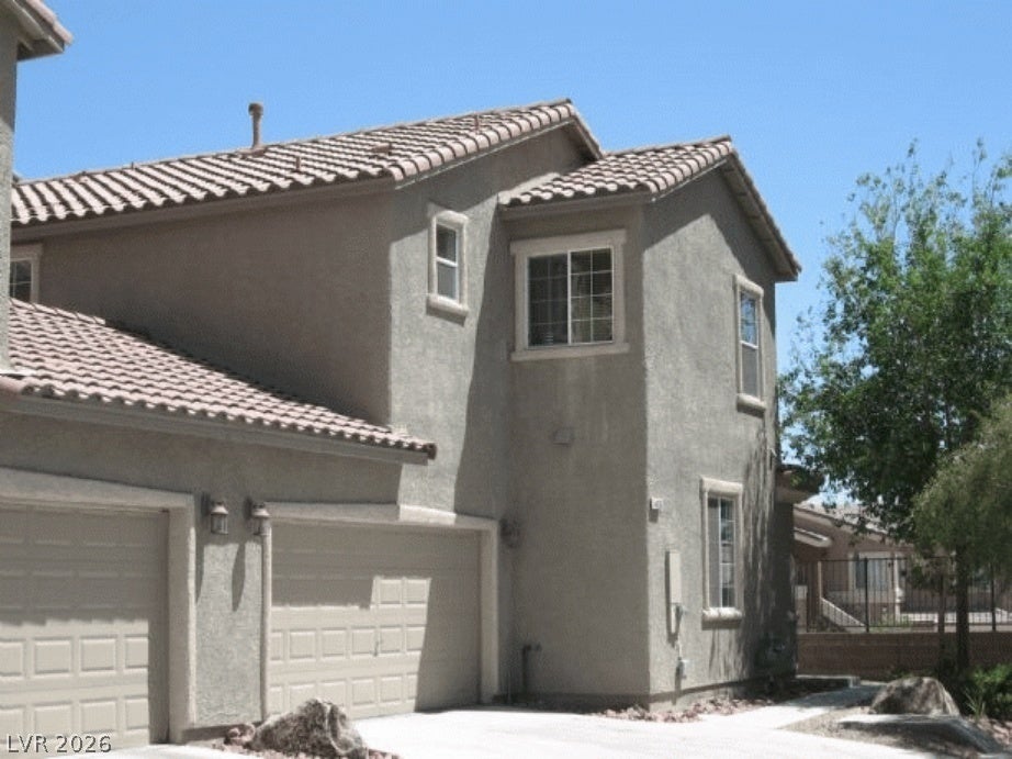 4026 Sparrow Rock Street