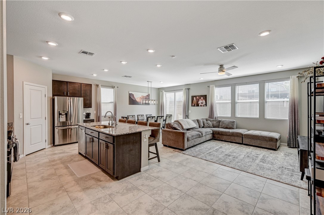 10621 Adobe Ranch Street