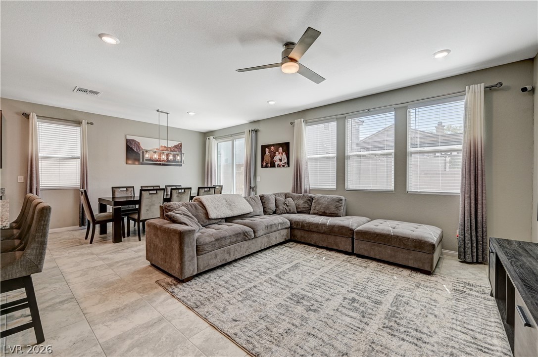 10621 Adobe Ranch Street