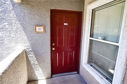 Condo For Rent - 5055 W Hacienda Avenue #2017<br/> Las Vegas, NV 89118